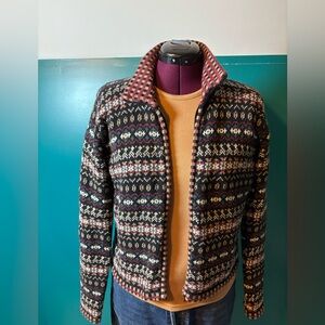 Paul Harris Vintage Design Black and White Zip Up Sweater with Nordic Design